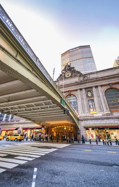 纽约市 2013年6月 大中央车站和珀兴广场的外部景观 — 图库照片