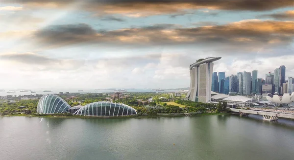 Horizonte Singapur Vista Panorámica Desde Drone Atardecer Edificios Rascacielos — Foto de Stock