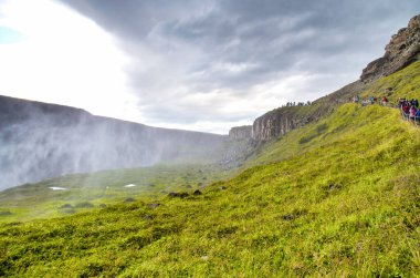 Gullfoss Doğal Rezervi Yazın İzlanda.