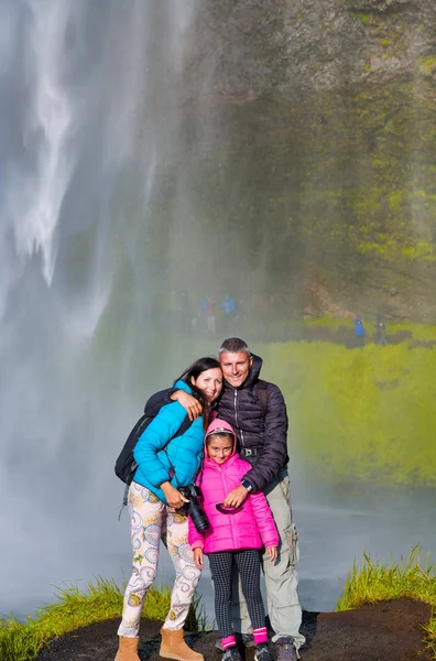 Happy Family Enjoying Seljalandsfoss Waterfall Summer Season Iceland — Stock Photo, Image