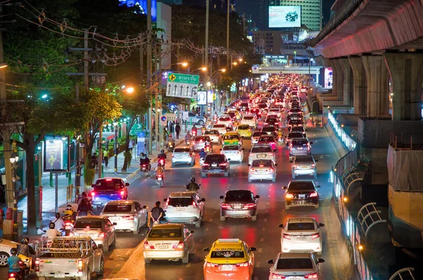 Bangkok December 2019 Tráfego Urbano Noite Com Estrada Lotada — Fotografia de Stock