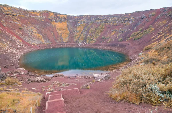 Kerid Crater Λίμνη Καλοκαίρι Ισλανδία — Φωτογραφία Αρχείου