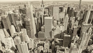 NEW YORK CITY - 22 Eylül 2015 Manhattan 'ın güzel panoramik hava manzarası. New York her yıl dünya çapında 50 milyon kişi çekiyor..