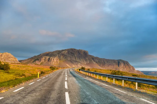 Vackert Landskap Med Dramatisk Himmel Längs Ringvägen Väg Island Europa — Stockfoto