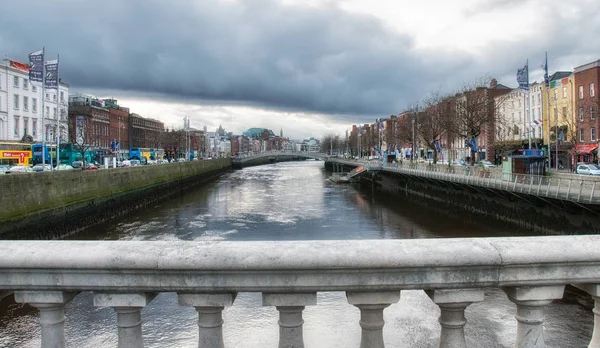 Dublin Mar Tourists Walk City Streets March 2010 Dublin More — Stock Photo, Image