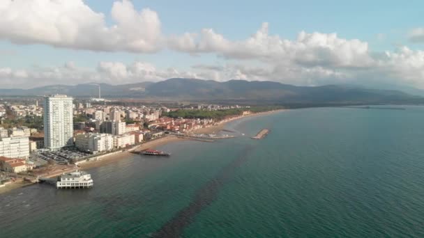 Schilderachtige Luchtfoto Van Prachtige Kust Zonnige Dag — Stockvideo