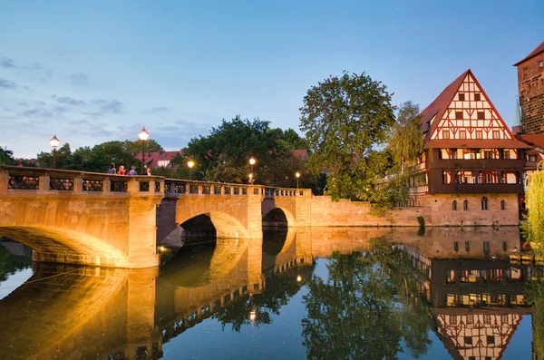 Castillo Nurnberg Una Hermosa Noche Verano Alemania Edificio Medieval Schlayerturm — Foto de Stock