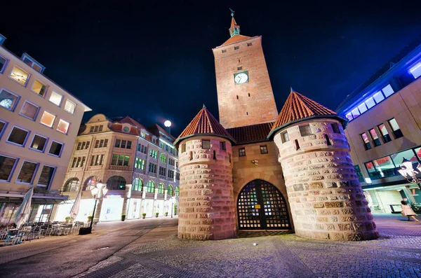 Nurnberg Niemcy Września 2019 Weisser Turm Nocą Centrum Miasta — Zdjęcie stockowe