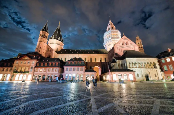 Wiesbaden Noaptea Germania Lumini Pătrate Oraș Timpul Verii — Fotografie, imagine de stoc