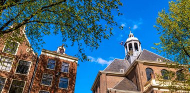 Tipik Hollanda mimarisi. Amsterdam evleri, Hollanda.