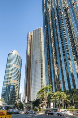 BRISBANE, AUSTRALYA - Ağustos 2010: Güzel güneşli bir günde şehir caddesi.