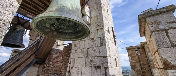 Древний Средневековый Колокол Вершине Башни — стоковое фото