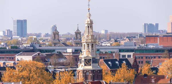 Amsterdam Nederländerna Vacker Typisk Stadsarkitektur — Stockfoto