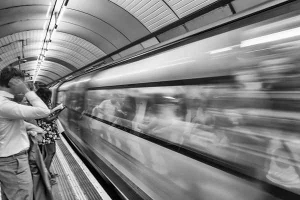 London July 2015 Underground Train Subway Station — Stock Photo, Image