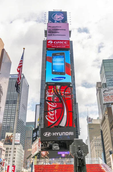 New York City Juni 2013 Skyskrapor Och Annonser Times Square — Stockfoto