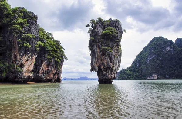 Isla James Bond Phang Nga Bay Tailandia — Foto de Stock