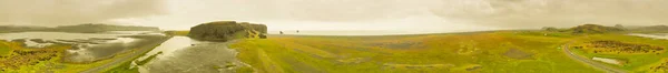 Luftaufnahme Des Strandes Von Reynisfjara Und Der Umliegenden Landschaft Island — Stockfoto