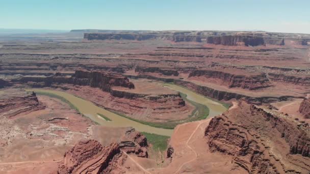 Dead Horse Point Eyalet Parkı Ndaki Nehir Dağlar Helikopterden Havadan — Stok video