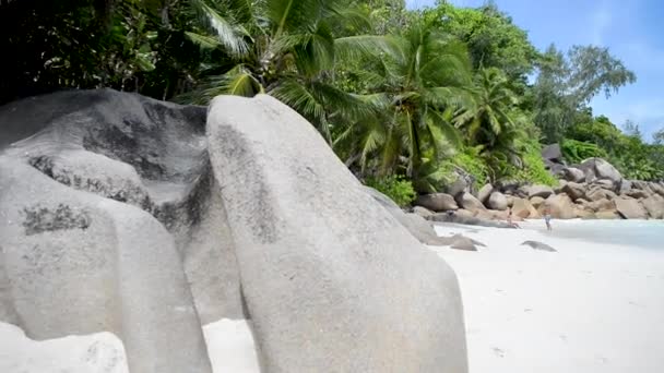 Panoramautsikt Över Stranden Anse Lazio Praslin Seychellerna — Stockvideo