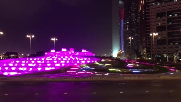 Abu Dhabi Por Noche Desde Plaza Corniche Road — Vídeo de stock