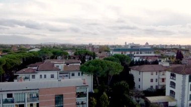 Ünlü Toskana kasabası Pisa 'nın inanılmaz hava manzarası