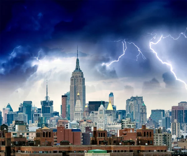 Incrível Pôr Sol Skyline Midtown Manhattan Uma Tarde Outono Nublado — Fotografia de Stock