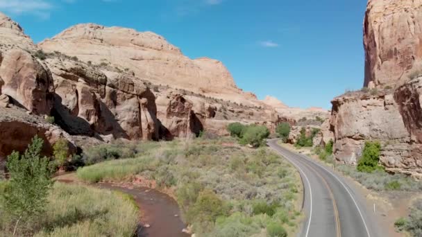 Impulsión escénica en hermoso parque nacional . — Vídeo de stock