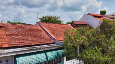 Emerald Hill Yolu 'ndan Singapur silueti, hava manzaralı..