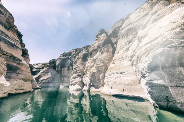 Lake Powell Arizona Narrow Cliff Lined Canyon Boat Glen Canyon — Stock Photo, Image