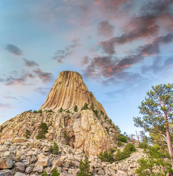 Sonnenuntergang Mit Blick Auf Teufelsturm Und Die Umliegende Naturlandschaft Wyoming — Stockfoto