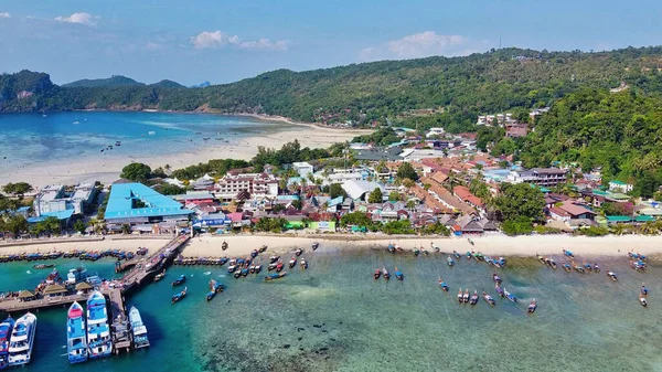 Αεροφωτογραφία Του Λιμανιού Phi Phi Island Και Της Προβλήτας Tonsai — Φωτογραφία Αρχείου