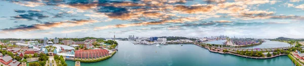 Sentosa Island Resorts Luftaufnahme Von Der Drohne Bei Sonnenuntergang — Stockfoto