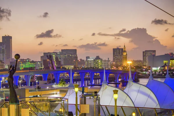 Incrível Vista Noturna Porto Miami Horizonte Cidade — Fotografia de Stock