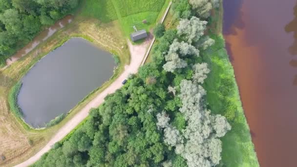 Gauja National Park flod og skov, overhead udsigt fra luften – Stock-video