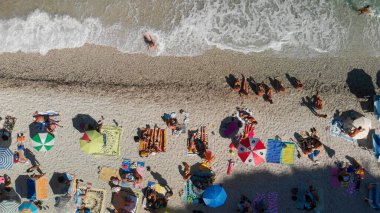 Sansone Sahili, Elba Adası 'nın güzel hava manzarası.