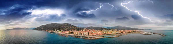 Chiavari Luchtfoto Uitzicht Vanaf Zee Met Storm Komst Italië — Stockfoto