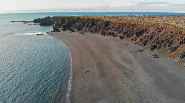Воздушный Вид Удивительное Побережье Исландии Летом — стоковое фото