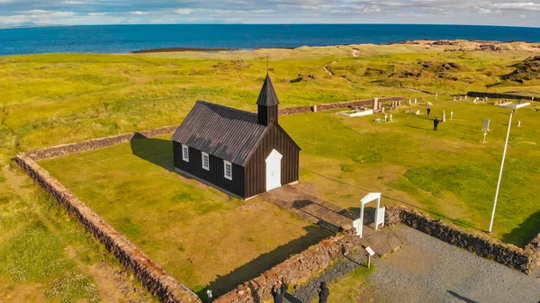Iglesia Negra Budir Islandia Vista Aérea Atardecer Desde Dron — Foto de Stock