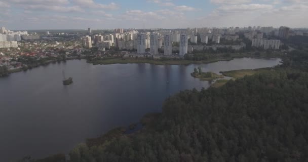 空中调查: 基辅-Akademgorodok。空气中的城市景观. — 图库视频影像