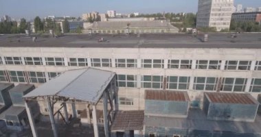 Hava anket. terk edilmiş fabrikaları Kiev. Terk edilmiş fabrikası, Ukrayna'da basın. Şehir Kiev 09 in. Eylül 2017. harap bitki teslim. terk edilmiş sanayi bölgesi kuş uçuş. 
