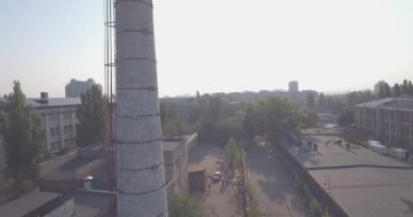 Hava anket. terk edilmiş fabrikaları Kiev. Terk edilmiş fabrikası, Ukrayna'da basın. Şehir Kiev 09 in. Eylül 2017. harap bitki teslim. terk edilmiş sanayi bölgesi kuş uçuş. 