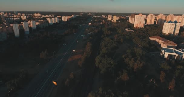 Lotu Ptaka Ulice Wieżowców Wschodzie Słońca Lato Rano Panoramę Miasta — Wideo stockowe