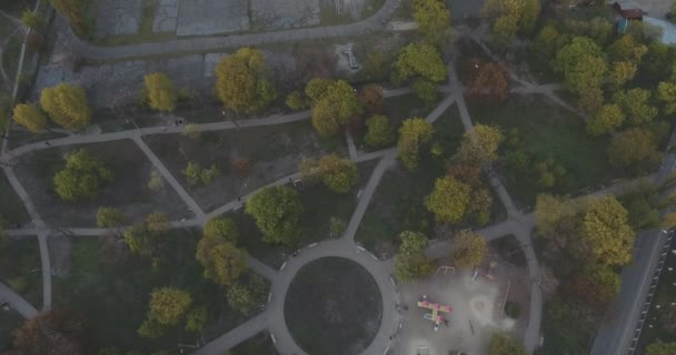 Zona Residenziale Della Città Tramonto Aerea Paesaggio Urbano Parchi Piazze — Video Stock