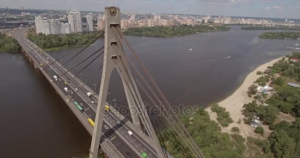 Міський Краєвид Московський Міст Київ Аерофотозйомка Міст Сонячний Літній День — стокове відео