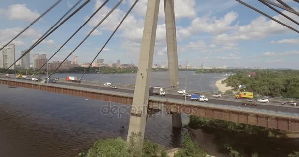 Paisaje Urbano Puente Moscú Kiev Fotografía Aérea Puente Día Soleado — Vídeo de stock