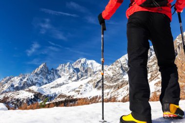Uzun yürüyüşe çıkan kimse Mont Blanc adlı arıyorsunuz bir dinlenme alır
