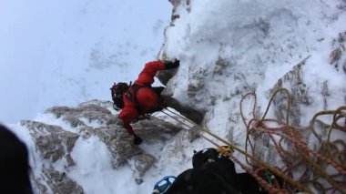 Alpler'de tırmanma kış. Dolomites, İtalyan Alpleri, Europe.