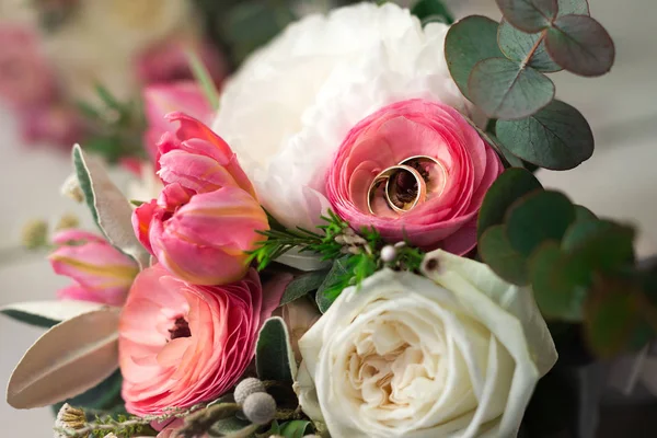 Hermoso ramo de boda — Foto de Stock