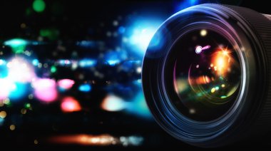 Profesyonel lens refleks kamera