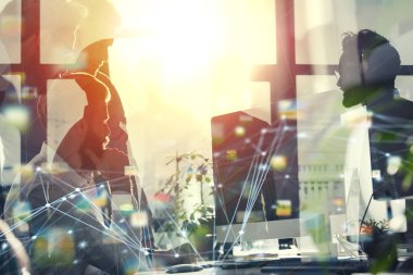 İş adamları Office Internet ağa bağlı. başlangıç şirket kavramı. Çift pozlama